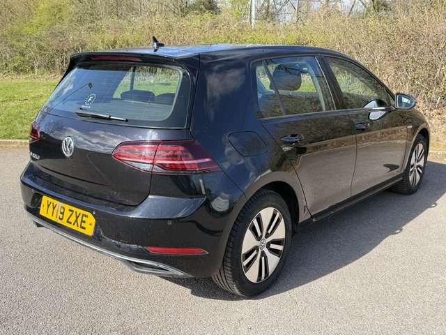 2019 VOLKSWAGEN E-GOLF - Photo 5