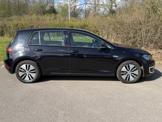 2019 VOLKSWAGEN E-GOLF - Photo 6