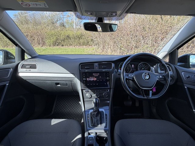 2019 VOLKSWAGEN E-GOLF - Photo 9