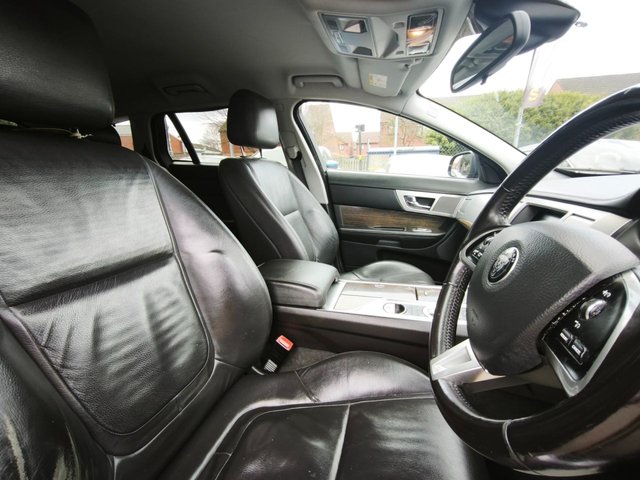 2015 JAGUAR XF - Photo 10