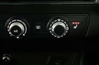 USED 2022 72 AUDI Q2 1.5 TFSI CoD 35 S line S Tronic Euro 6 (s/s) 5dr 1 OWNER, S LINE, SATNAV