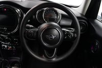 USED 2020 70 MINI HATCH 1.5 One Classic Steptronic Euro 6 (s/s) 5dr FULL MINI SERVICE HISTORY