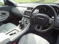 USED 2017 67 LAND ROVER RANGE ROVER EVOQUE 2.0 eD4 SE SUV 5dr Diesel Manual FWD Euro 6 (s/s) (150 ps) SANTORINI BLACK WITH FULL BEIGE LEATHER 