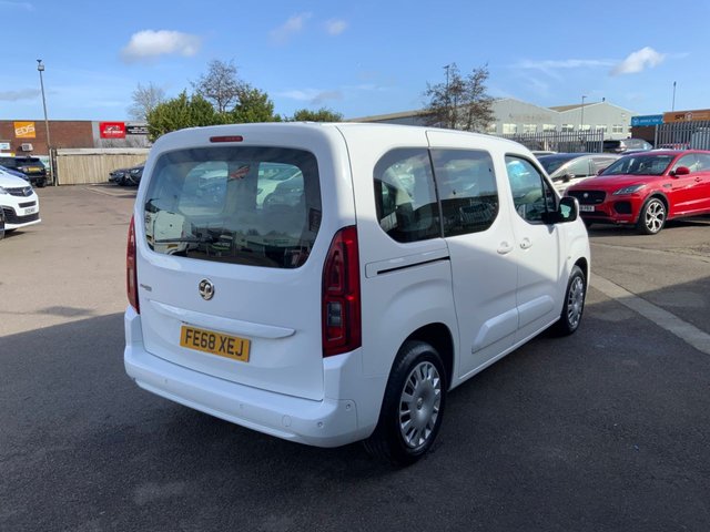 View our VAUXHALL COMBO LIFE