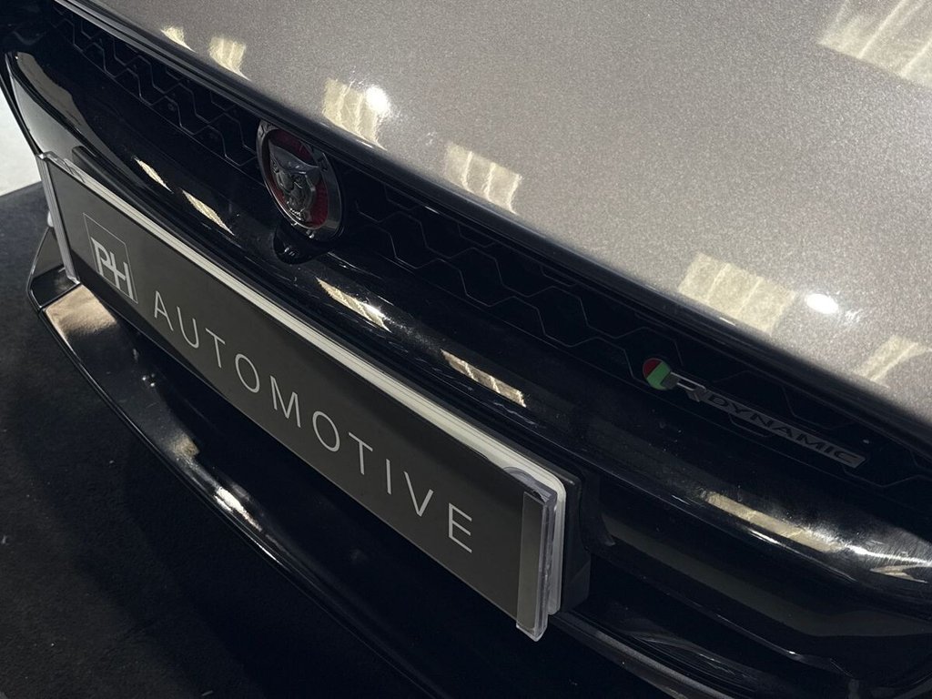 USED 2018 68 JAGUAR F-TYPE 3.0 V6 GPF R-Dynamic Convertible 2dr Petrol Auto AWD Euro 6 (s/s) (380 ps) 2 OWNER|BLIND SPOT|MEM SEATS