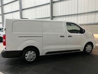 USED 2022 72 VAUXHALL VIVARO 1.5 TURBO D 100PS L2 LWB DYNAMIC - NO VAT 