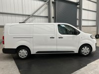 USED 2022 72 VAUXHALL VIVARO 1.5 TURBO D 100PS L2 LWB DYNAMIC - NO VAT 