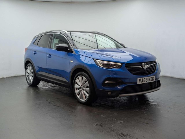 USED 2020 69 VAUXHALL GRANDLAND X 1.6 Grandland X Ultimate Nav Hybrid4 Auto 4WD 5dr CLICK & COLLECT/ HOME DELIVERY