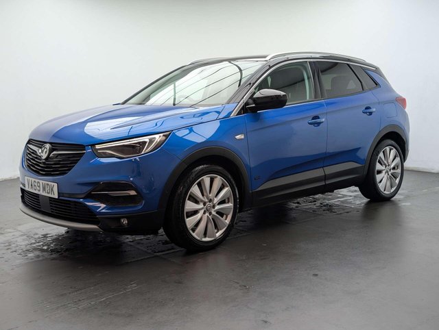 USED 2020 69 VAUXHALL GRANDLAND X 1.6 Grandland X Ultimate Nav Hybrid4 Auto 4WD 5dr CLICK & COLLECT/ HOME DELIVERY