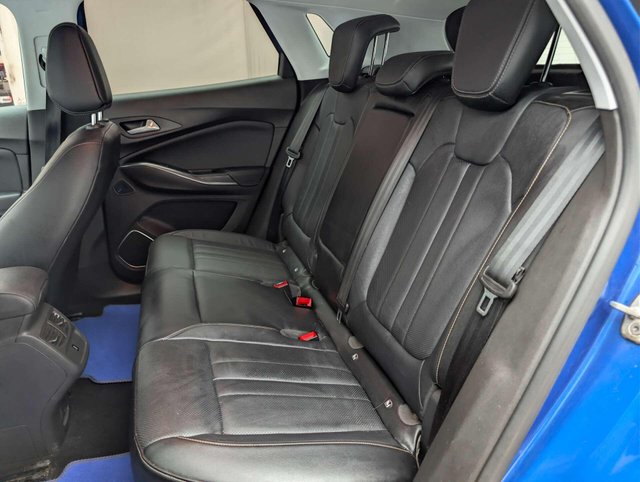 USED 2020 69 VAUXHALL GRANDLAND X 1.6 Grandland X Ultimate Nav Hybrid4 Auto 4WD 5dr CLICK & COLLECT/ HOME DELIVERY