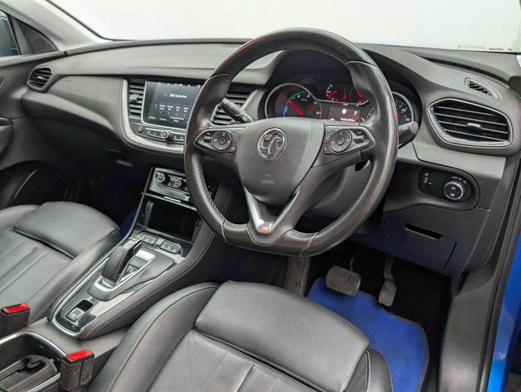 Used 2020 69 VAUXHALL GRANDLAND X 1.6 Grandland X Ultimate Nav Hybrid4 Auto 4WD 5dr CLICK & COLLECT/ HOME DELIVERY