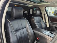 USED 2015 65 JAGUAR XJ 3.0d V6 Portfolio Saloon 4dr Diesel Auto Euro 5 (s/s) (275 ps) HEATED, COOLED & MEMORY SEATS