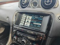 USED 2015 65 JAGUAR XJ 3.0d V6 Portfolio Saloon 4dr Diesel Auto Euro 5 (s/s) (275 ps) HEATED, COOLED & MEMORY SEATS