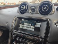 USED 2015 65 JAGUAR XJ 3.0d V6 Portfolio Saloon 4dr Diesel Auto Euro 5 (s/s) (275 ps) HEATED, COOLED & MEMORY SEATS