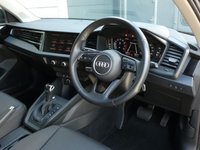 USED 2021 71 AUDI A1 Sportback 1.0 TFSI 25 Technik 5d S Tronic 95 S/S VIRTUAL COCKPIT (DIGITAL DASH), AUDI SMARTPHONE INTERFACE FOR APPLE CARPLAY / ANDROID AUTO (GIVES YOU SAT NAV), ELECTRIC FOLDING MIRRORS, DAB RADIO, BLUETOOTH PHONE & MUSIC, SPEED LIMITER, LANE DEPARTURE WARNING, PRE SENSE, RAIN & LIGHT SENSORS WITH AUTO DIMMING REAR VIEW MIRROR, 15 INCH ALLOYS, LED HEADLIGHTS WITH DAYTIME RUNNING LIGHTS, VOICE CONTROL, LEATHER MULTIFUNCTION STEERING WHEEL, AIR CONDITIONING, 2x USB C  PORTS, 1 OWNER FROM NEW, GOOD SERVICE HISTORY, S TRONIC AUTOMATIC