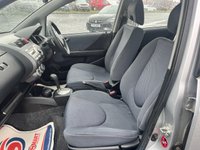 USED 2008 57 HONDA JAZZ 1.4 i-DSI SE Hatchback 5dr Petrol CVT-7 (139 g/km, 82 bhp) AUTOMATIC* ELECTRIC WINDOWS FRONT AND REAR* CD PLAYER* ISOFIX* ALLOY WHEELS* Remote control central locking*