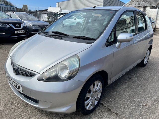 2008 JAZZ 1.4 I DSI SE HATCHBACK 5DR PETROL CVT 7 139 G KM,... photo