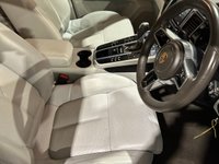 USED 2015 V PORSCHE MACAN 3.0 V6 S SUV 5dr Petrol PDK 4WD Euro 6 (s/s) (340 ps) 
