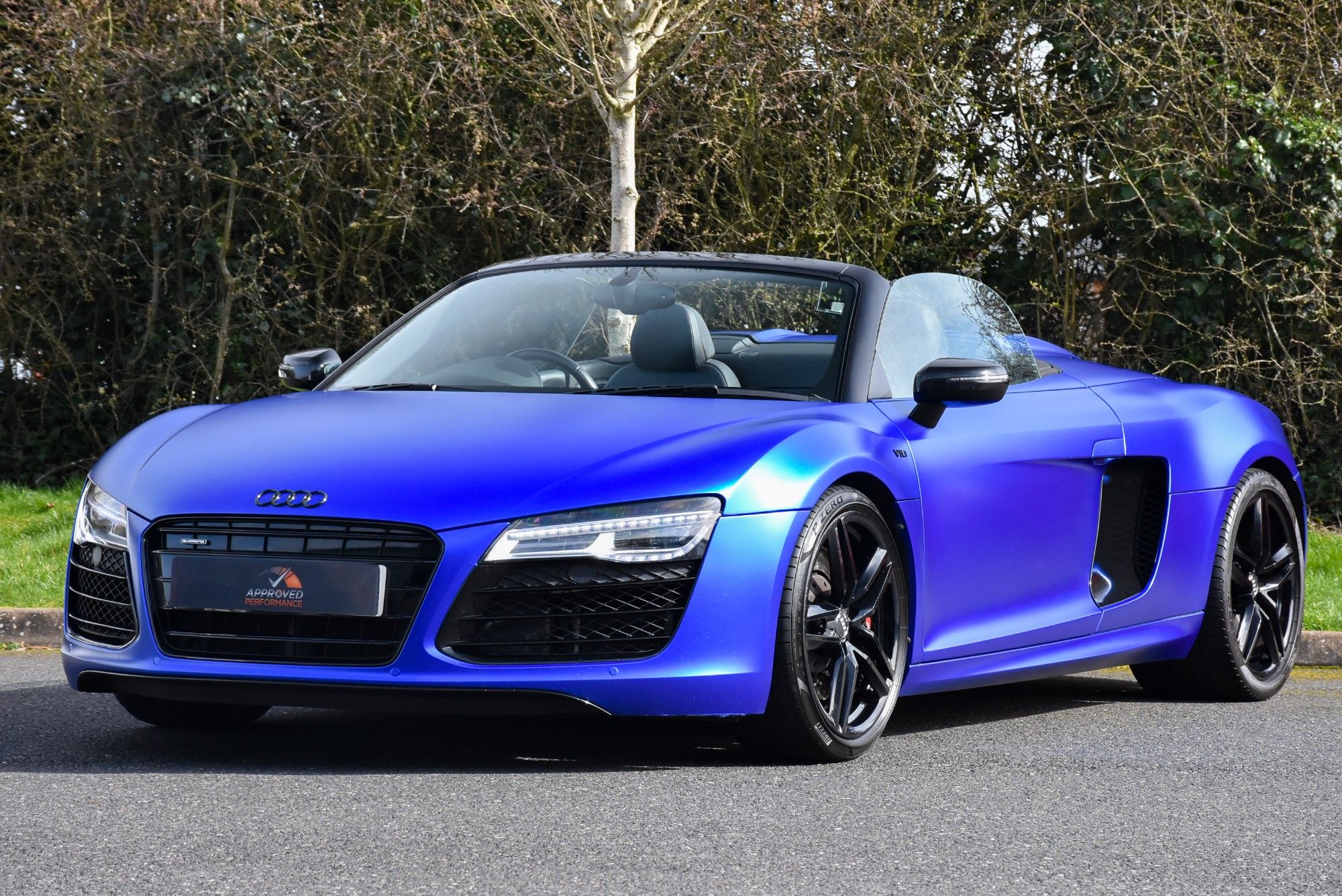 USED 2013 13 AUDI R8 5.2 FSI V10 Spyder 2dr Petrol S Tronic quattro Euro 5 (525 ps) 