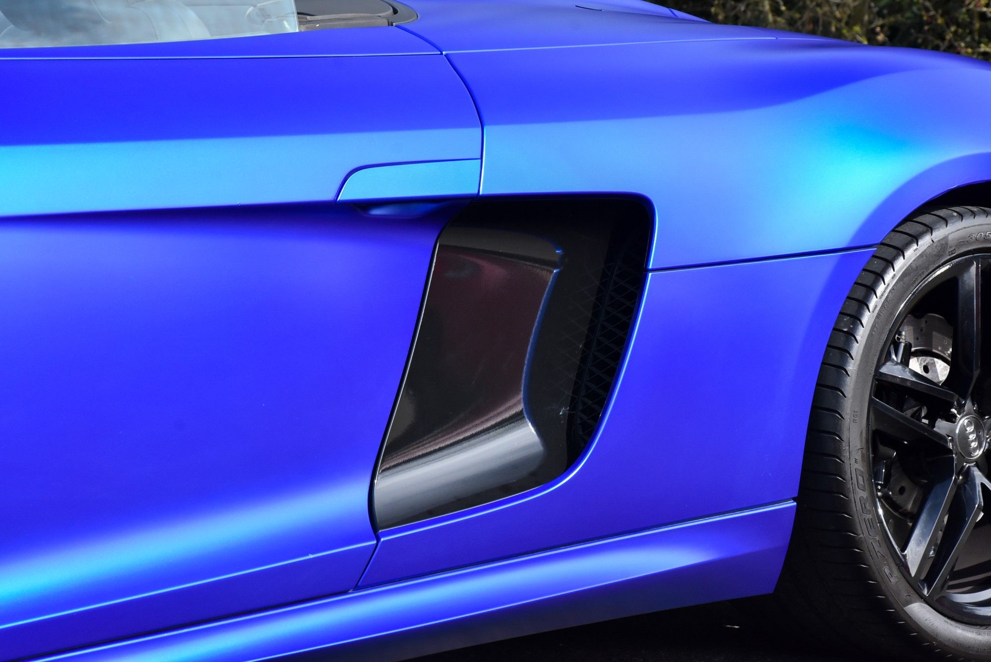 USED 2013 13 AUDI R8 5.2 FSI V10 Spyder 2dr Petrol S Tronic quattro Euro 5 (525 ps) 