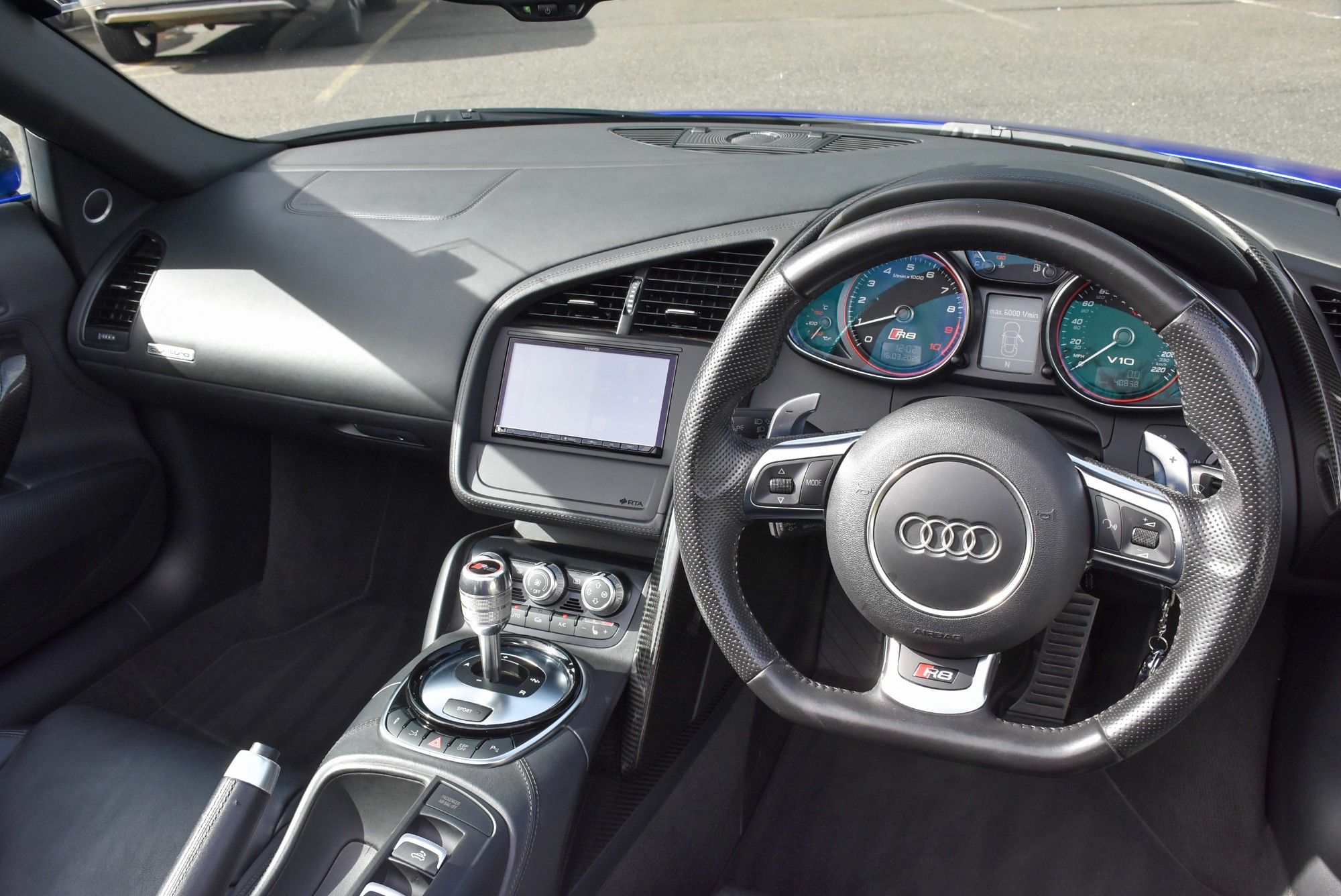 USED 2013 13 AUDI R8 5.2 FSI V10 Spyder 2dr Petrol S Tronic quattro Euro 5 (525 ps) 