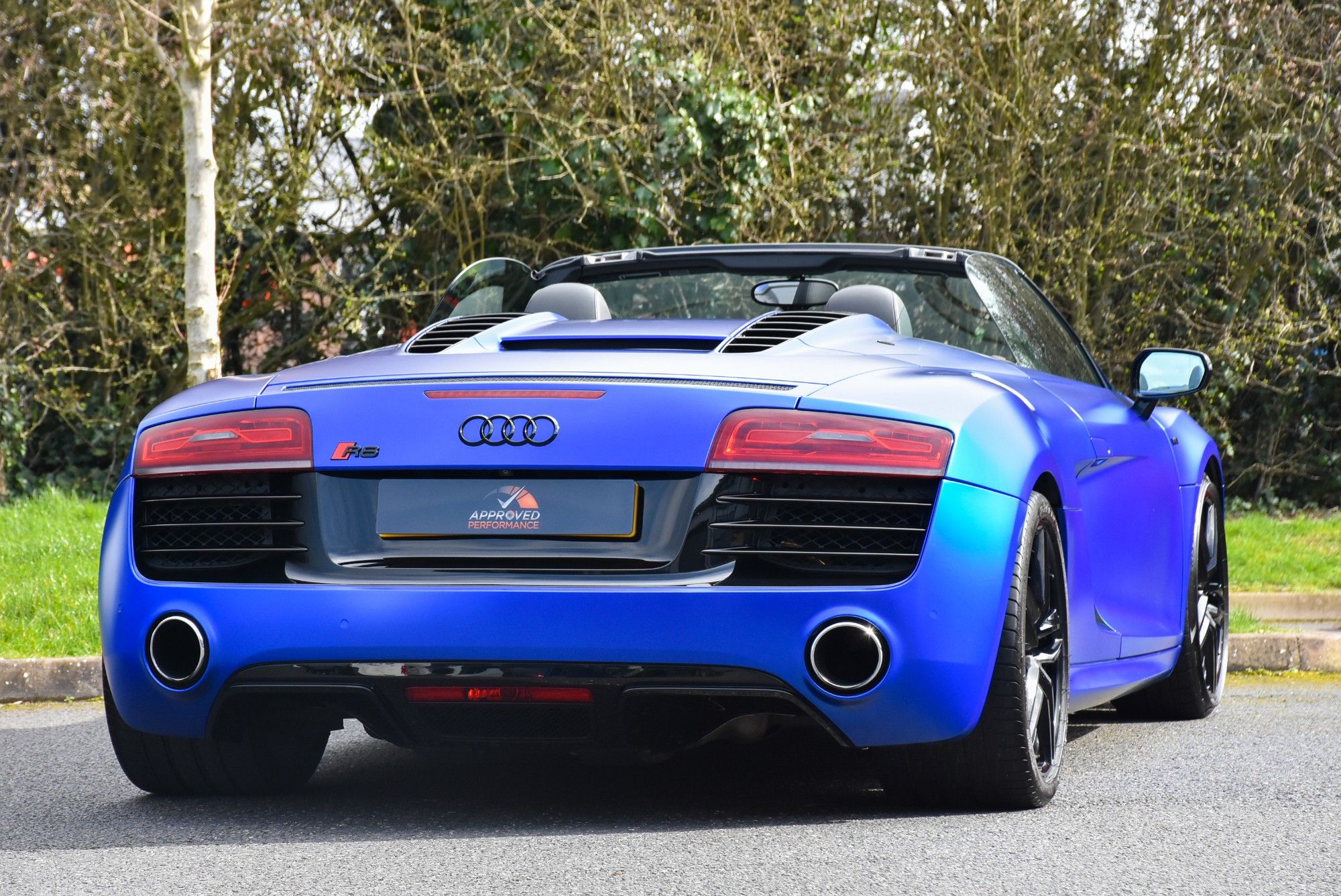USED 2013 13 AUDI R8 5.2 FSI V10 Spyder 2dr Petrol S Tronic quattro Euro 5 (525 ps) 
