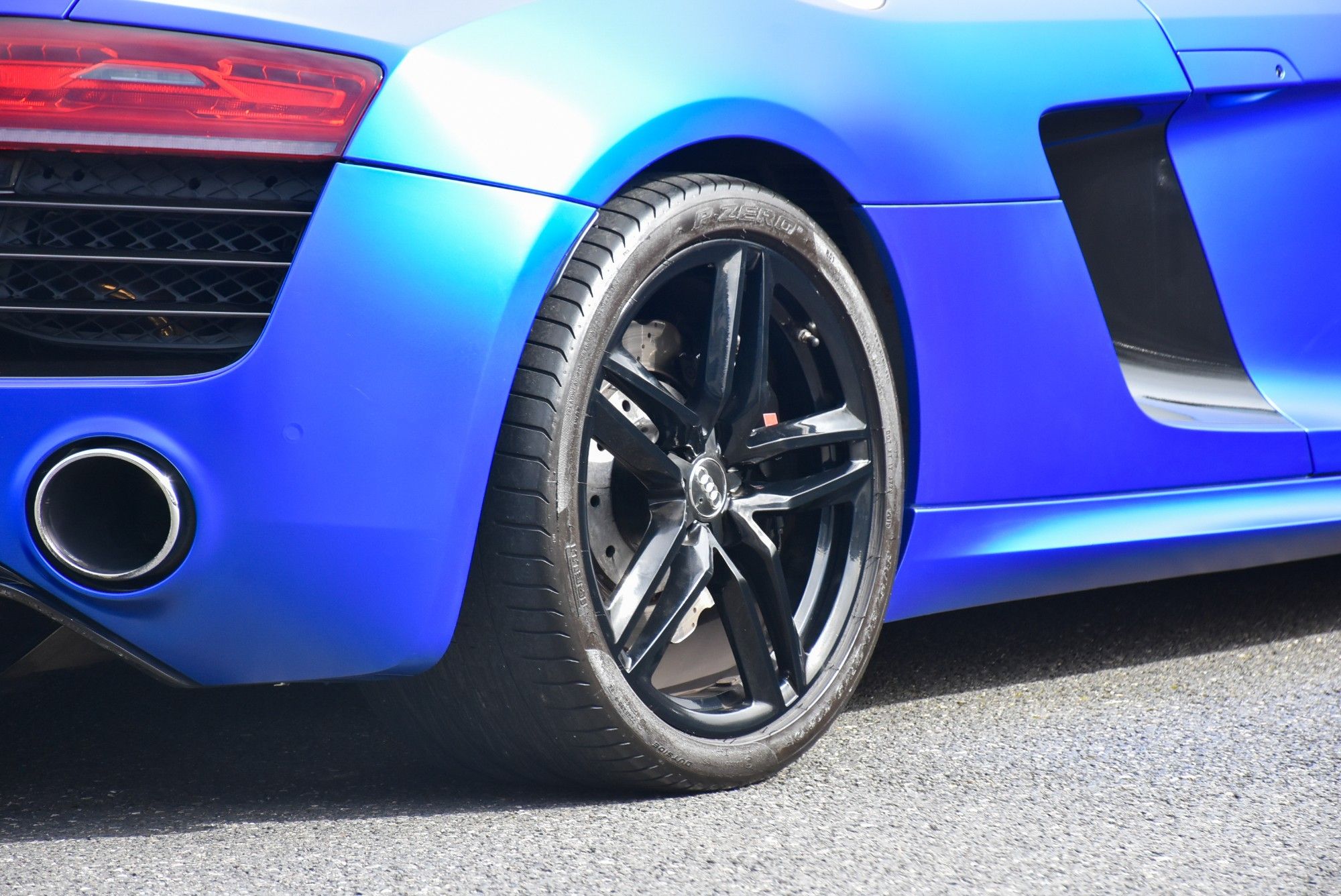 USED 2013 13 AUDI R8 5.2 FSI V10 Spyder 2dr Petrol S Tronic quattro Euro 5 (525 ps) 