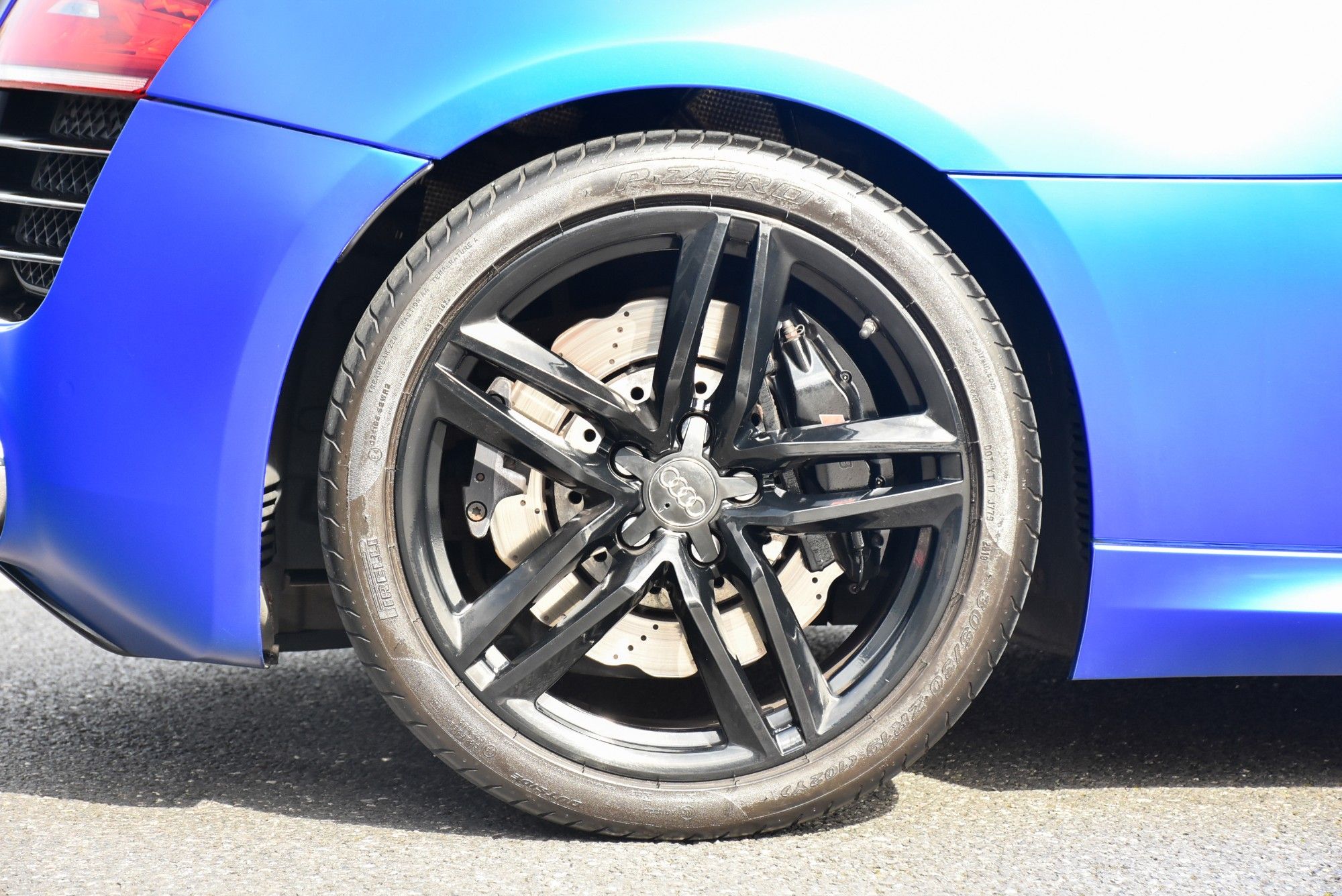 USED 2013 13 AUDI R8 5.2 FSI V10 Spyder 2dr Petrol S Tronic quattro Euro 5 (525 ps) 
