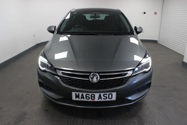 2018 VAUXHALL ASTRA - Photo 2