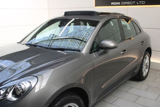 2015 PORSCHE MACAN - Photo 5