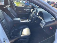 USED 2015 15 JAGUAR XF 2.2d Luxury Saloon 4dr Diesel Auto Euro 5 (s/s) (200 ps) 2 OWNER+FULL SERVICE HISTORY