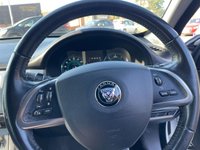 USED 2015 15 JAGUAR XF 2.2d Luxury Saloon 4dr Diesel Auto Euro 5 (s/s) (200 ps) 2 OWNER+FULL SERVICE HISTORY