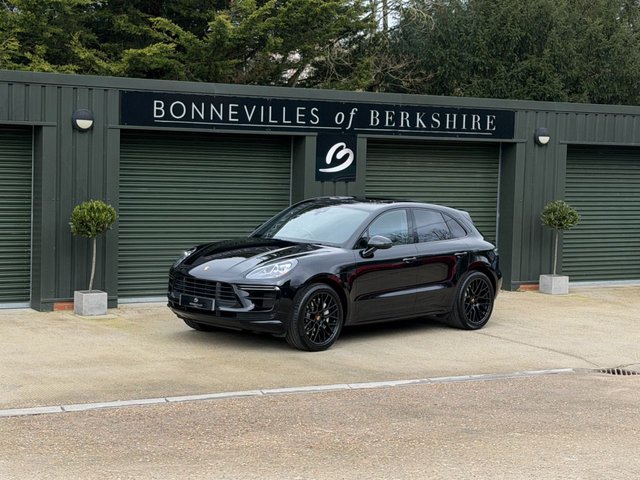 View our Porsche Macan 2.9T V6 Turbo SUV 5dr Petrol PDK 4WD Euro 6 (s/s) (440 ps)