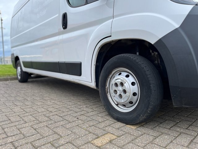 PEUGEOT BOXER 2.2 BlueHDi 335 Professional Panel Van 5dr Diesel Manual L3 H2 Euro 6 (s/s) (140 ps) - Photo 8