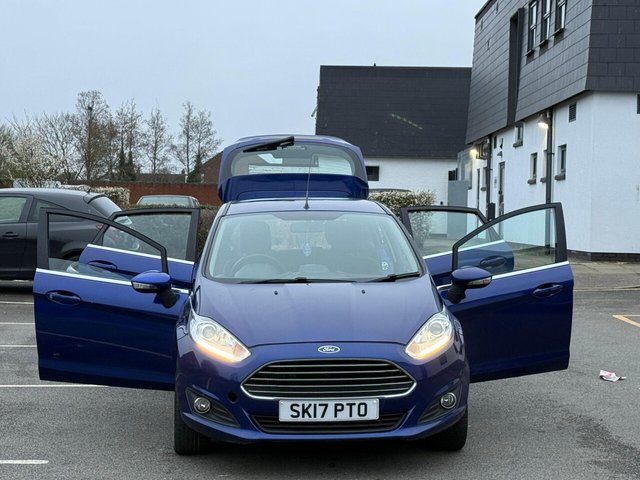 2017 FORD FIESTA - Photo 7