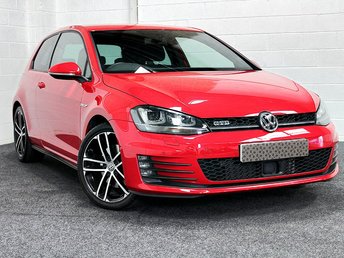 2014 VOLKSWAGEN GOLF