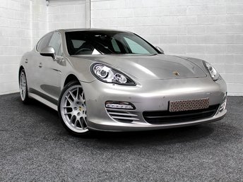 2010 PORSCHE PANAMERA