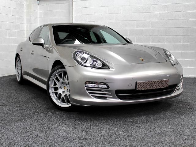 View our PORSCHE PANAMERA