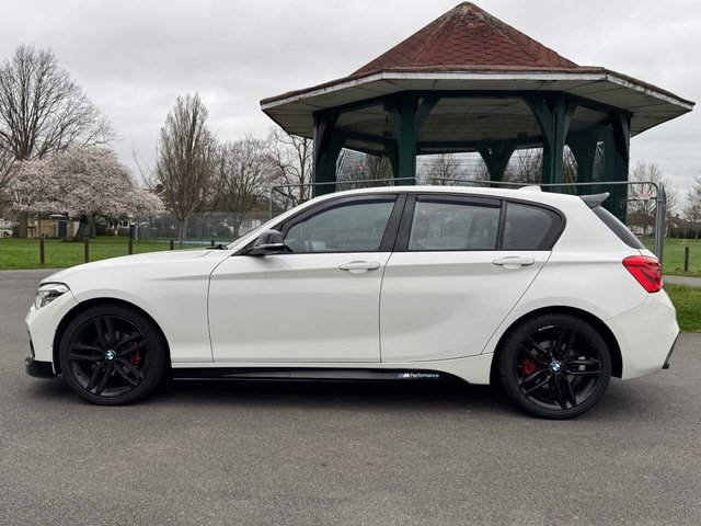 2017 BMW 1 SERIES - Photo 8