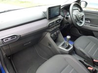 USED 2021 21 DACIA SANDERO 1.0 TCe Comfort Hatchback 5dr Bi Fuel Manual Euro 6 (s/s) (100 ps) www.suffolkcarcentre.co.uk - Located a Reydon