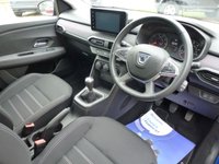 USED 2021 21 DACIA SANDERO 1.0 TCe Comfort Hatchback 5dr Bi Fuel Manual Euro 6 (s/s) (100 ps) www.suffolkcarcentre.co.uk - Located a Reydon