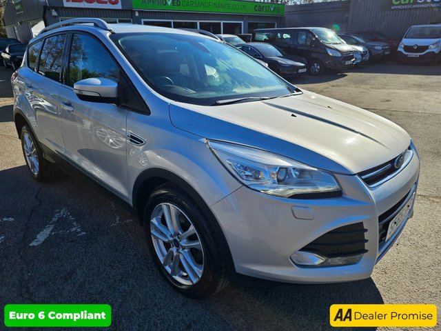 2015 FORD KUGA - Photo 2