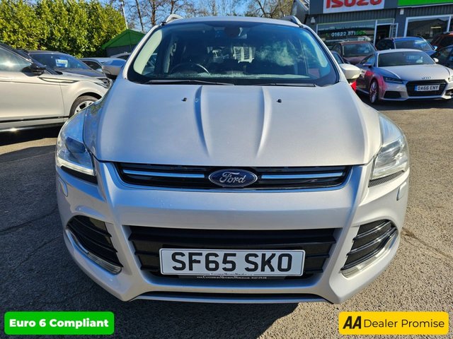 2015 FORD KUGA - Photo 4