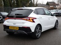 USED 2025 74 HYUNDAI I20 1.0 T-GDi Ultimate 5d DCT 100 S/S PANORAMIC SUNROOF, SAT NAV, APPLE CARPLAY / ANDROID AUTO, REAR CAMERA, FRONT & REAR PARKING SENSORS, HEATED SEATS, HEATED STEERING WHEEL, BOSE, KEYLESS ENRTY & START, ELECTRIC FOLDING MIRRORS, PRIVACY GLASS, COLOUR CHANGE AMBIENT LIGHTING, 17 INCH ALLOYS, AUTO LIGHTS & WIPERS, LFA & LKA, DIGITAL DASH, DRIVING MODES, WIRELESS PHONE CHARGER, DAB RADIO, BLUETOOTH, CRUISE, CLIMATE CONTROL, USB PORTS, ILLUMINATING VANITY MIRRORS, AUTOMATIC GEARBOX, 1 OWNER, SERVICE HISTORY