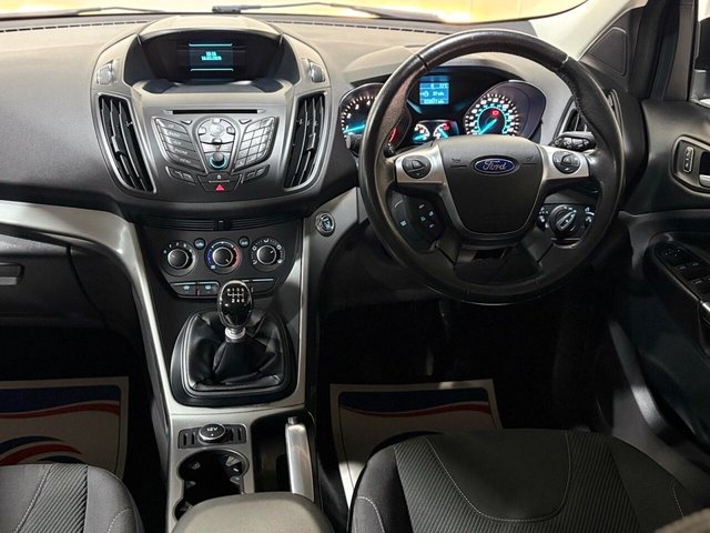 2014 FORD KUGA - Photo 6