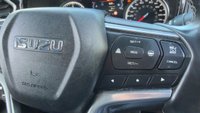 USED 2023 72 ISUZU V-CROSS AUTOMATIC 1.9 TD D-MAX Pickup Double Cab 4dr Diesel Auto 4WD Euro 6 (s/s) (164 ps) ULEZ (Ultra Low Emission Zone) Compliance 