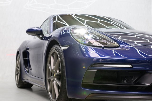2021 PORSCHE 718 CAYMAN - Photo 2