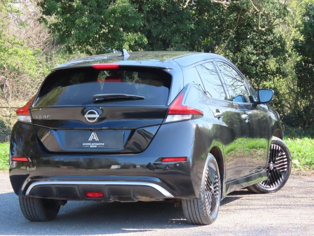 2022 NISSAN LEAF - Photo 4