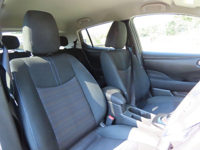 2022 NISSAN LEAF - Photo 8