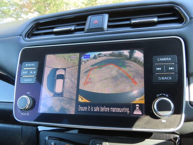 2022 NISSAN LEAF - Photo 11